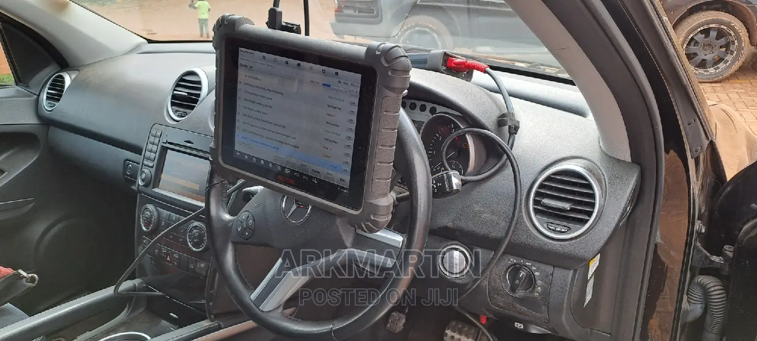 Mercedes Benz Service and Repair