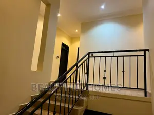 Furnished 6bdrm Mansion in Kiwatule Recreation, Nakawa for sale