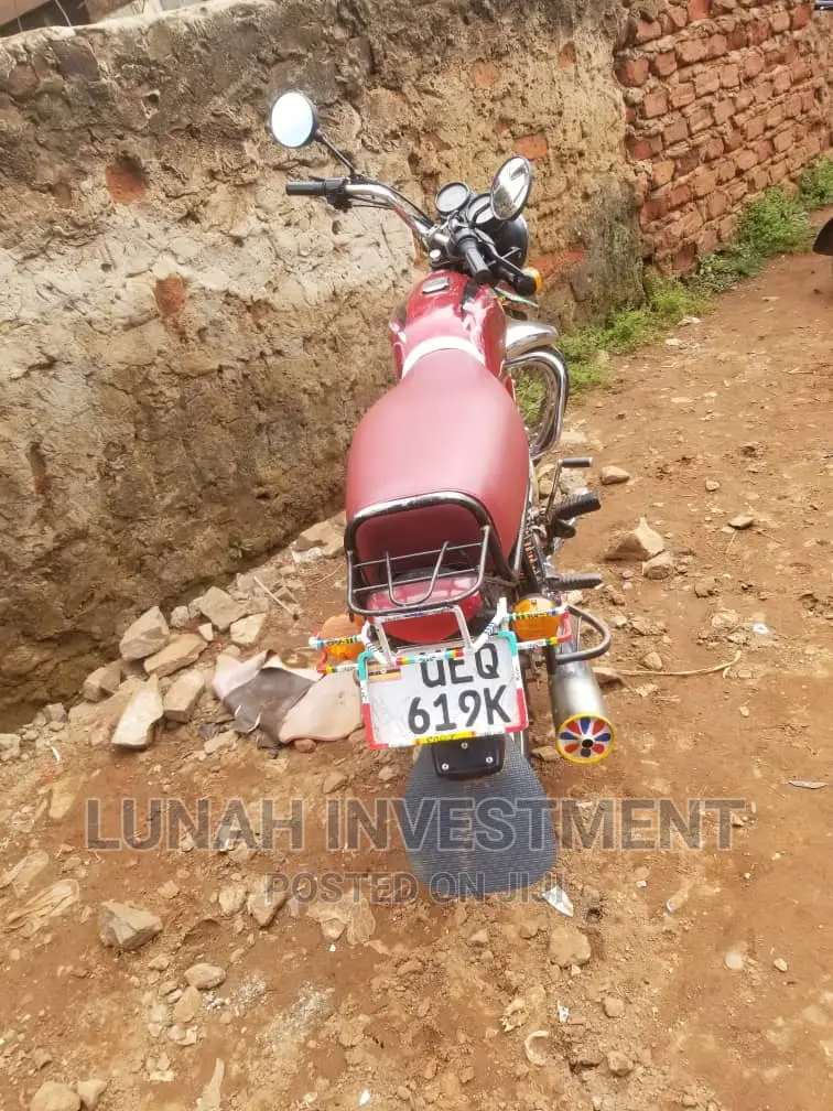 Bajaj Pulsar 150 2021 Red