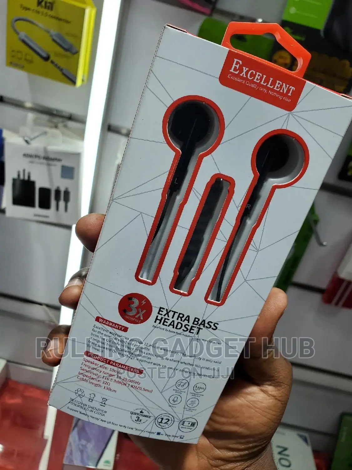 Excellent 3X Extra Bass Earphones - Black.