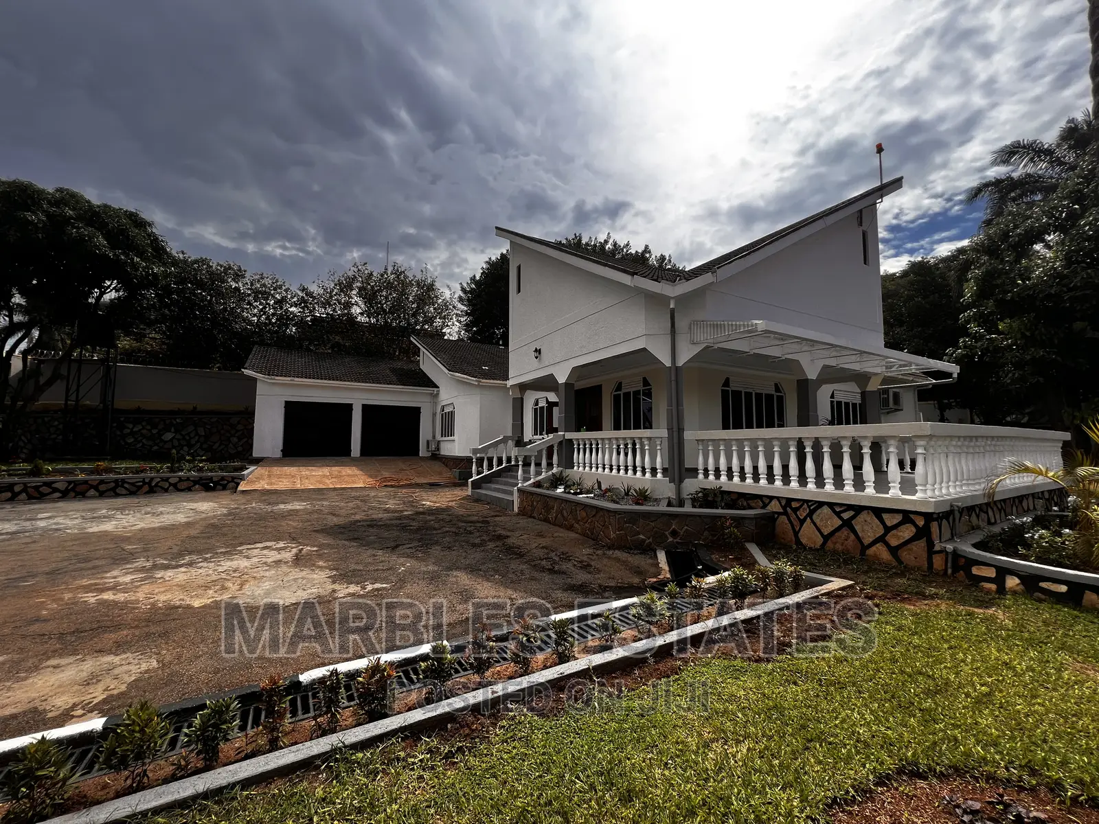 4bdrm Bungalow in Naguru, Central Division for rent