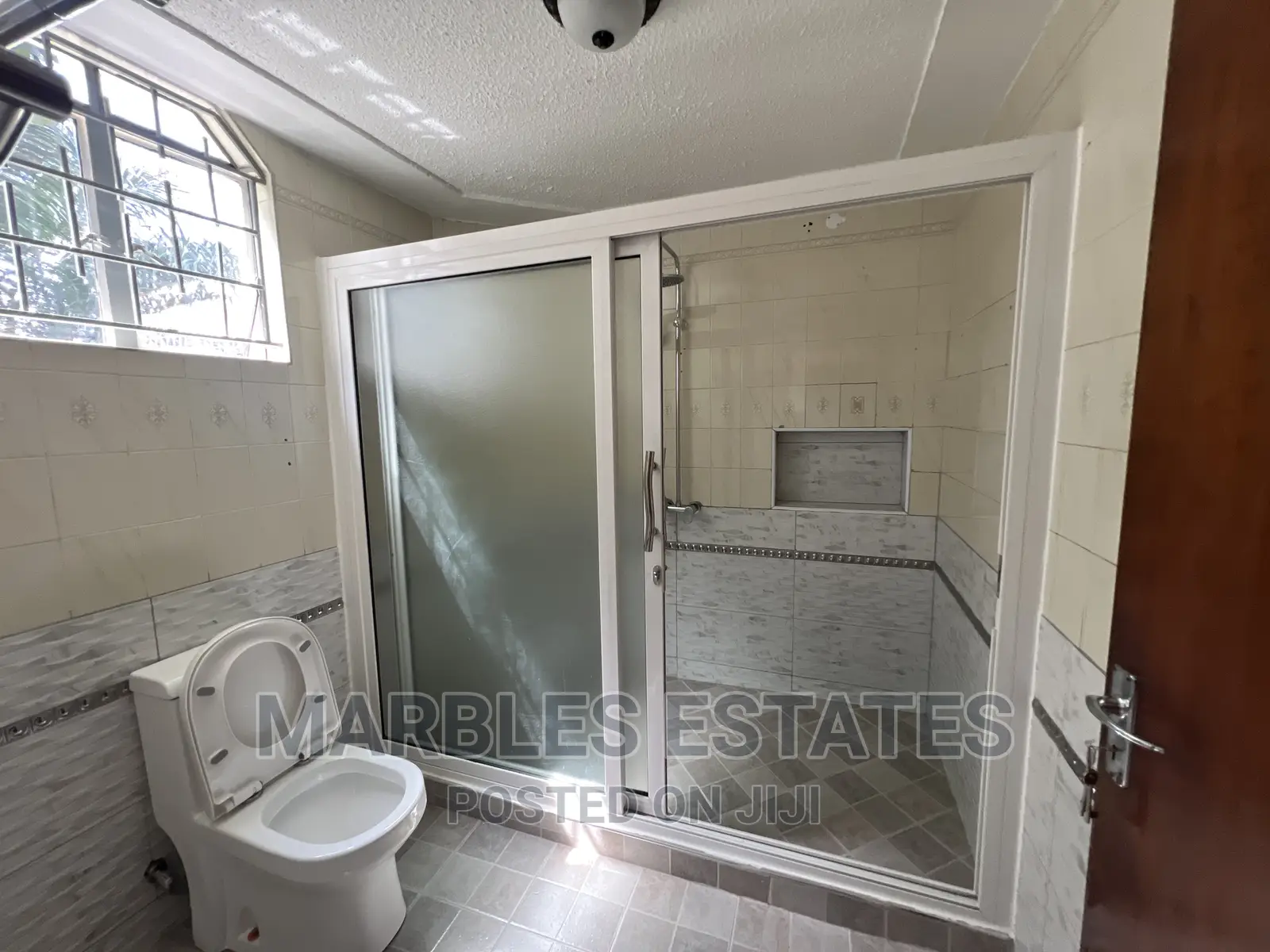 4bdrm Bungalow in Naguru, Central Division for rent