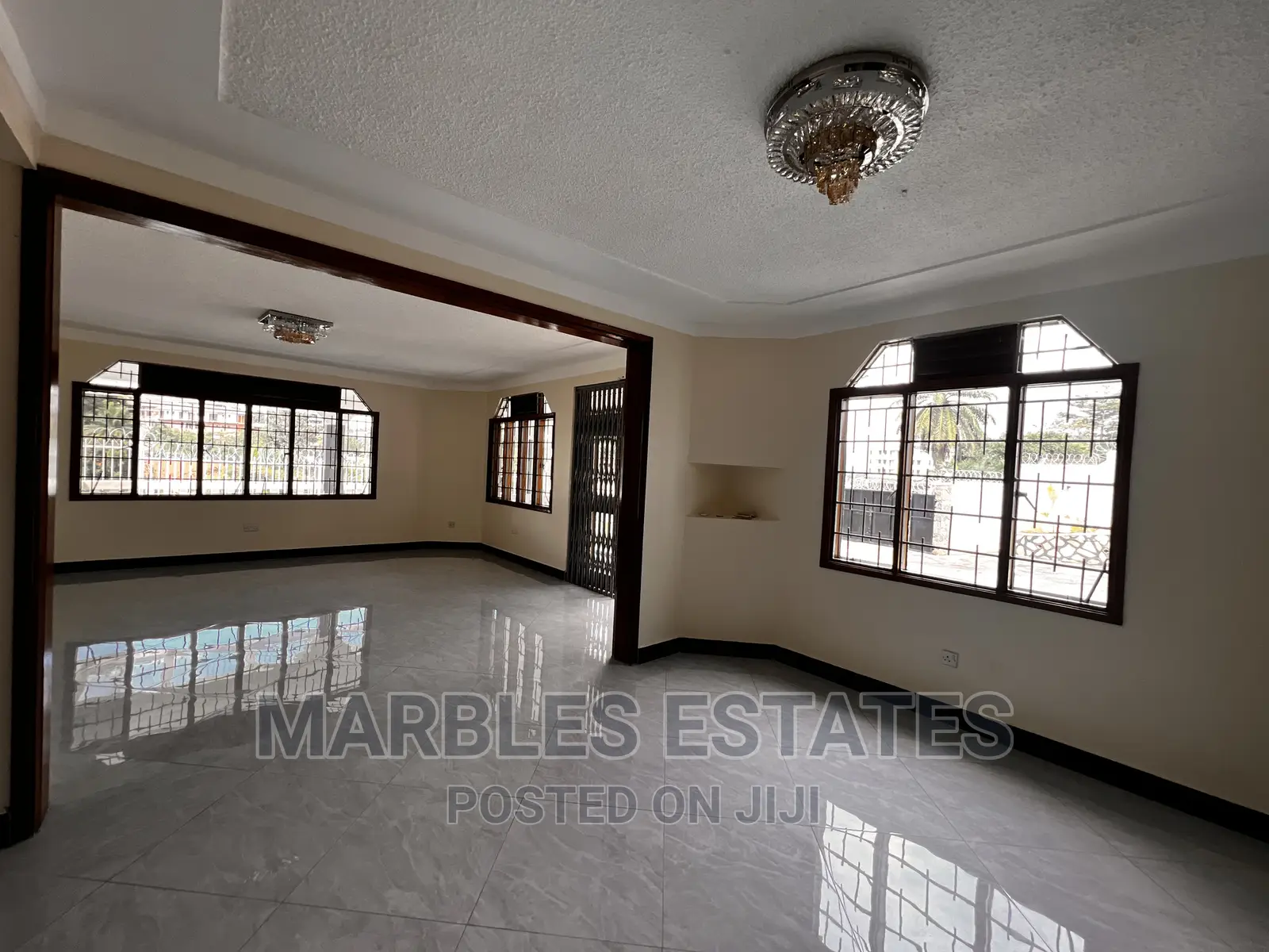 4bdrm Bungalow in Naguru, Central Division for rent