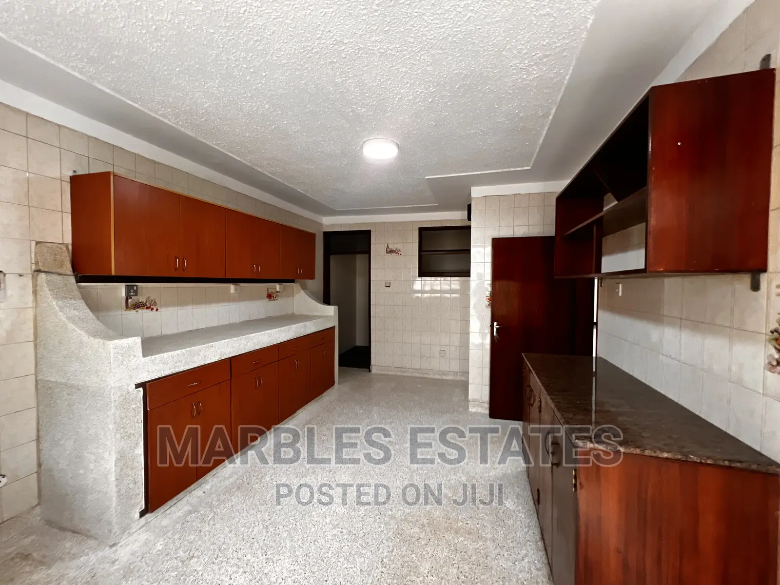 4bdrm Bungalow in Naguru, Central Division for rent