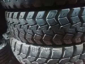 13R22.5 Madgrip
