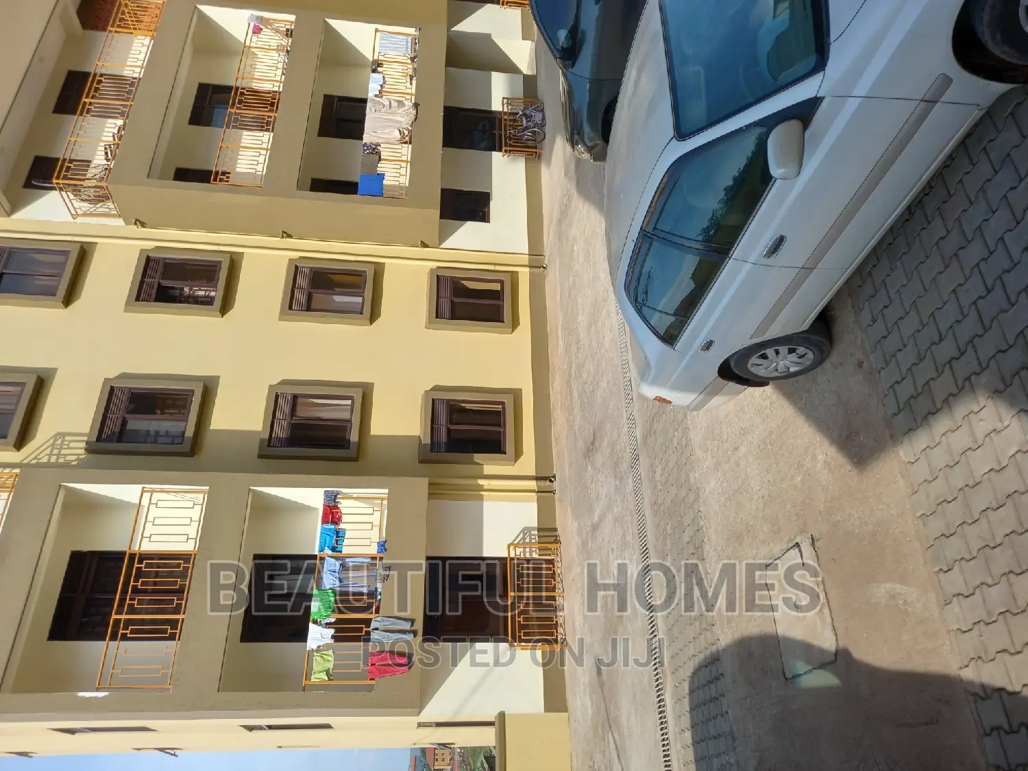 Furnished 3bdrm Condo in Kisaasi, Nakawa for sale