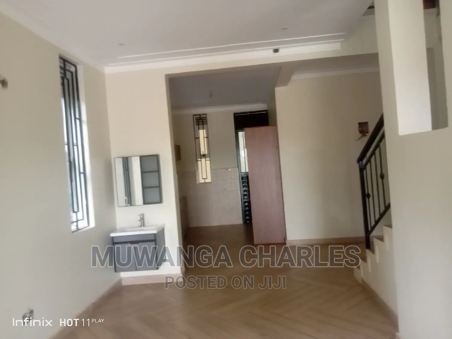 5bdrm Duplex in Fs Properties Ltd, Central Division for sale