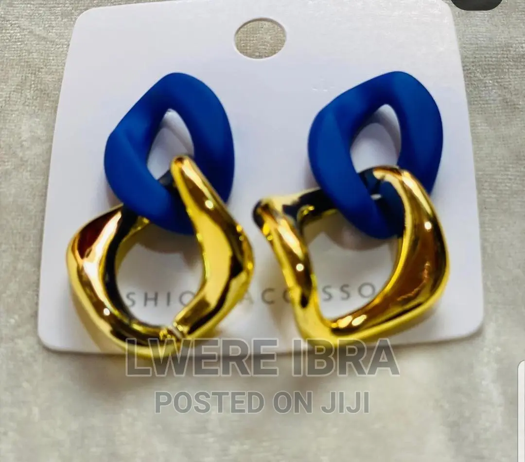 Classic Trending Earrings