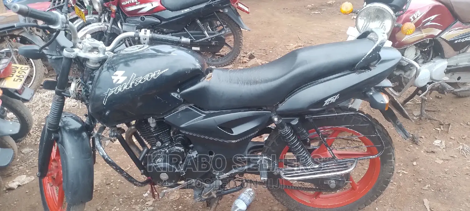 Bajaj Pulsar 150 2014 Red