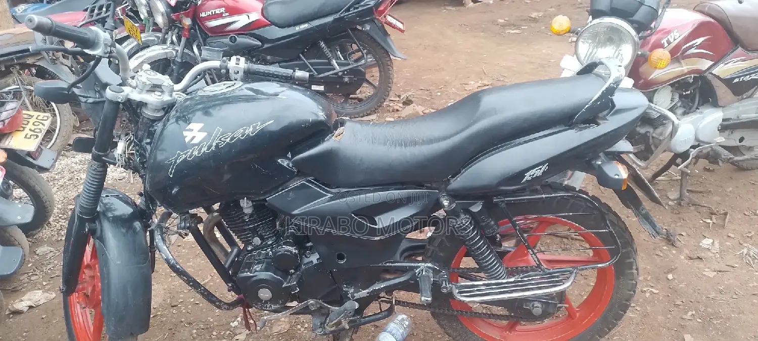 Bajaj Pulsar 150 2014 Red