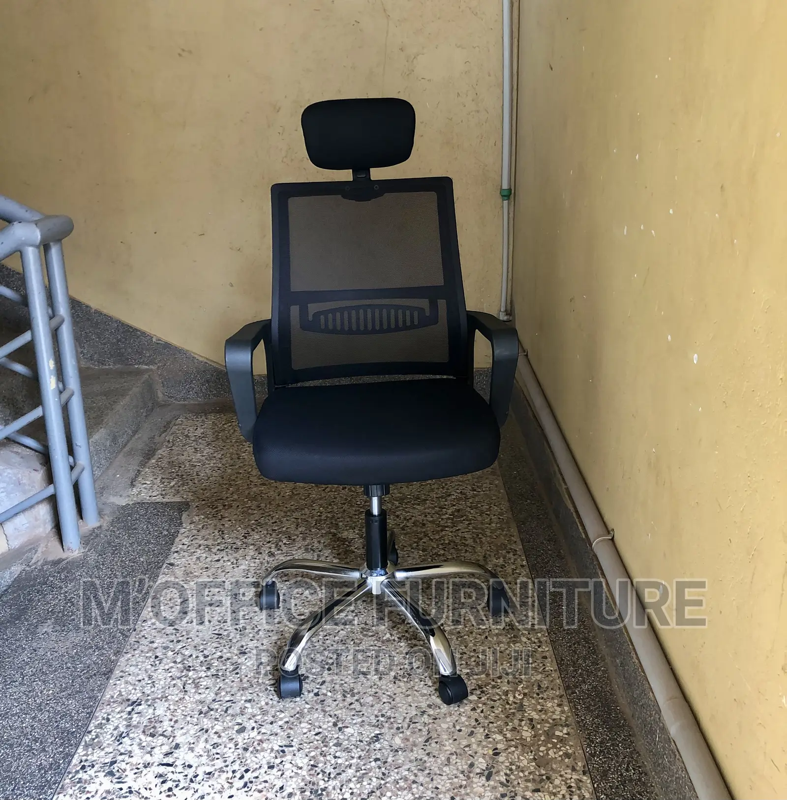 Mesh Back Office Chairs With Headrest