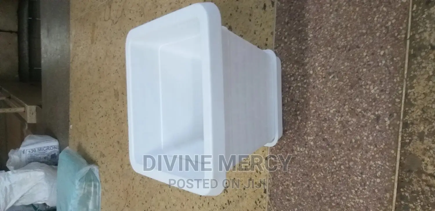 Flower Pot With Seater
