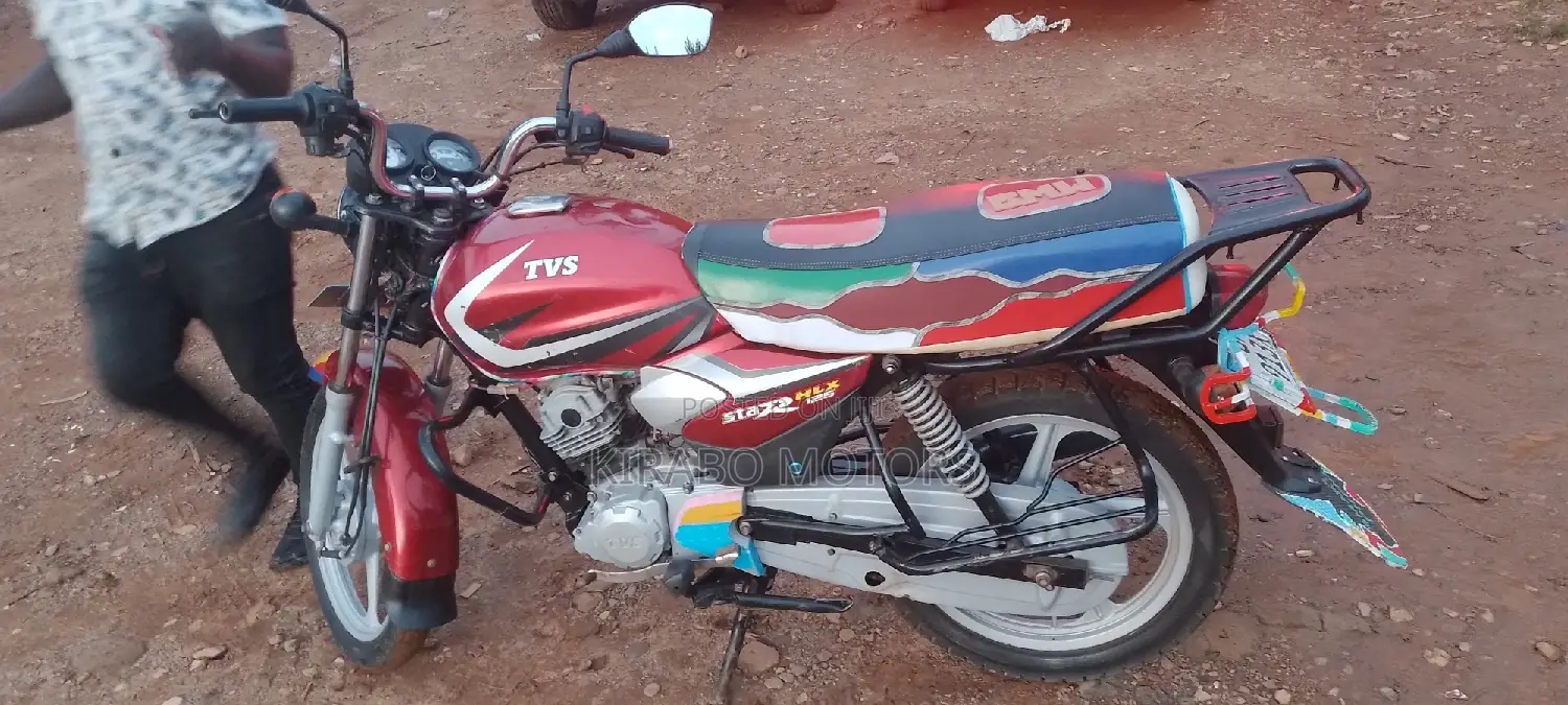 New TVS HLX 125 2023 Red