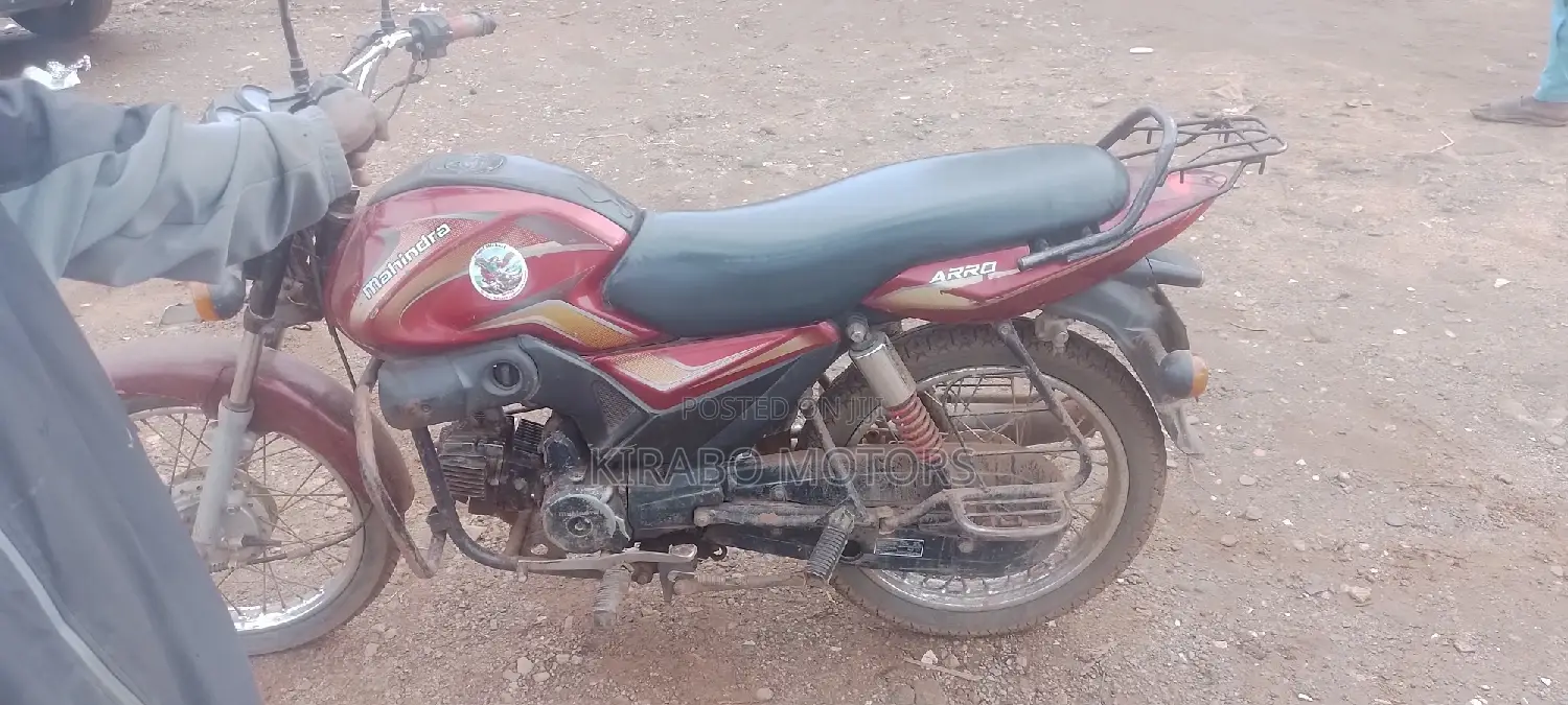 Mahindra Gusto 125 2019 Orange