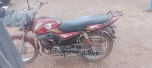 Mahindra Gusto 125 2019 Orange