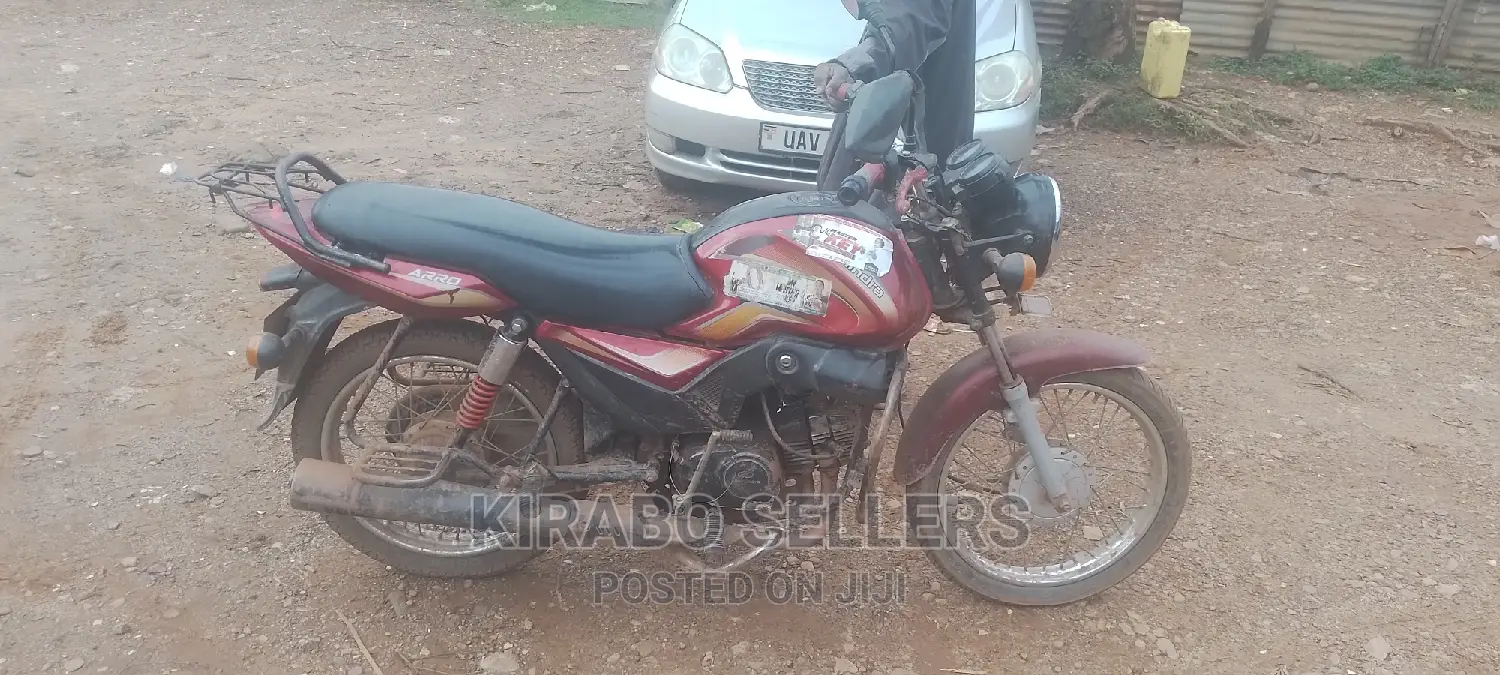 Mahindra Gusto 125 2019 Orange