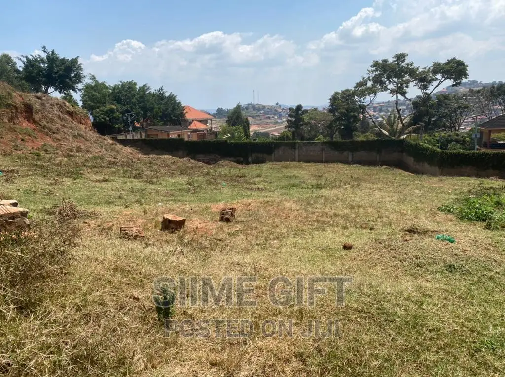 Entebbe-Kigo Land for Sale 65 Decimals