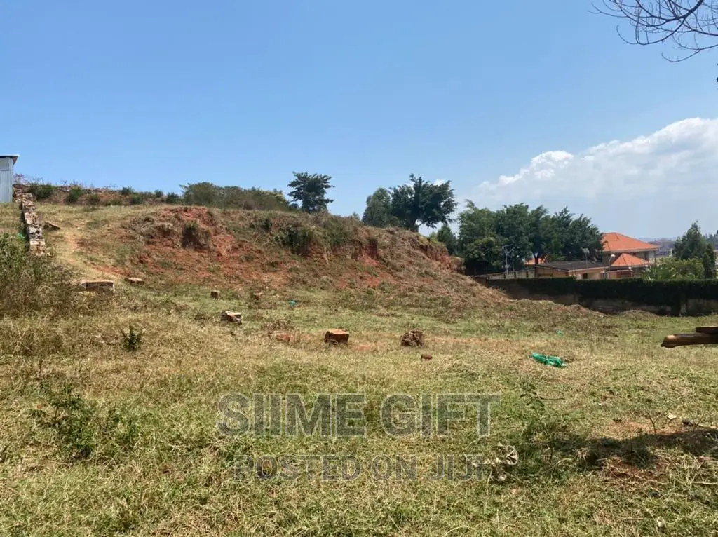 Entebbe-Kigo Land for Sale 65 Decimals