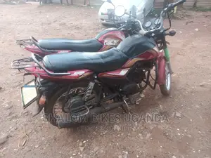 Mahindra Centuro 2017 Pink
