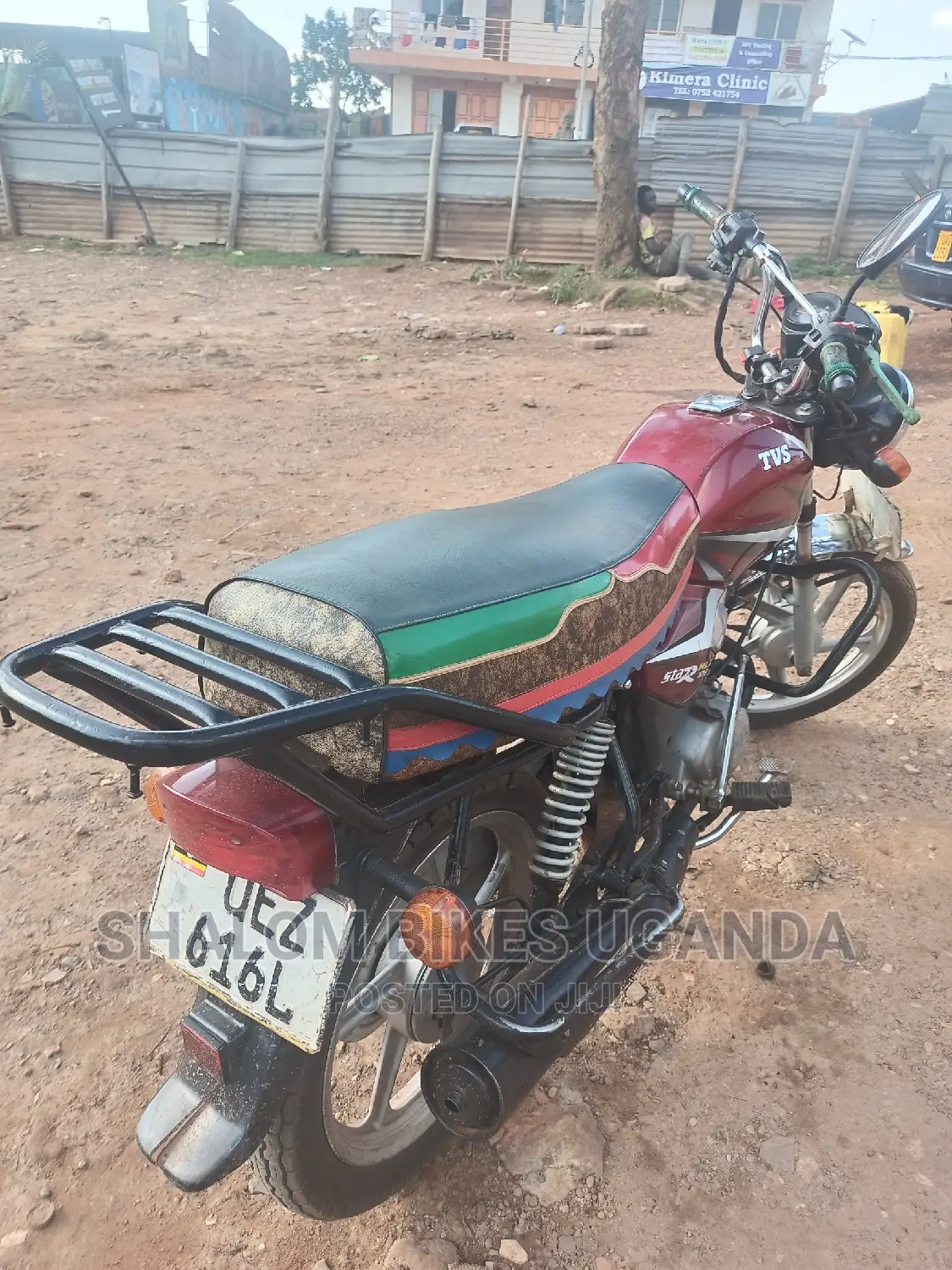 TVS HLX 125 2021 Red