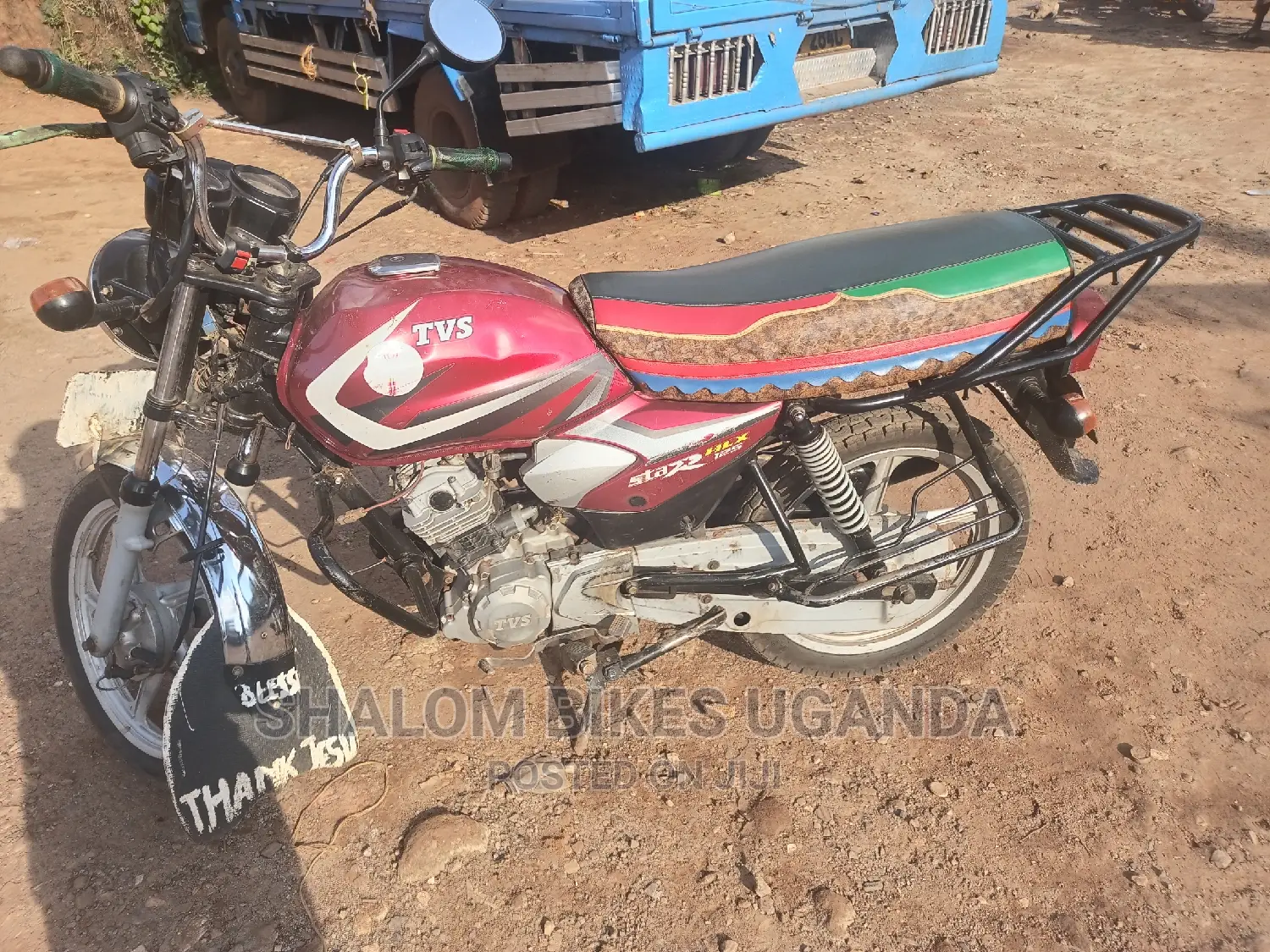 TVS HLX 125 2021 Red