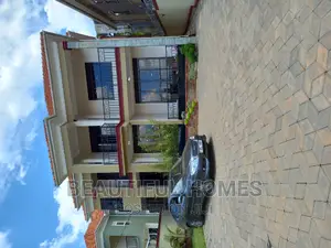 Furnished 6bdrm Duplex in Kiwatule Corporate, Nakawa for sale