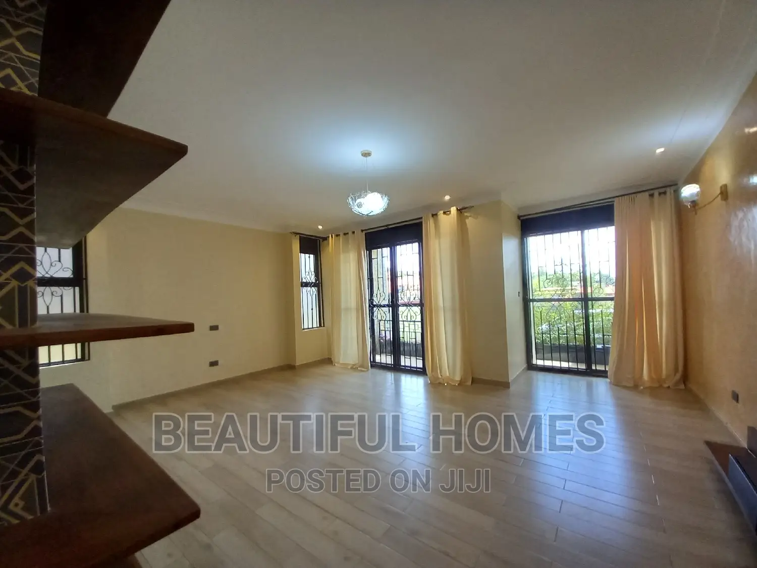 Furnished 6bdrm House in Kiwatule Posh, Nakawa for sale