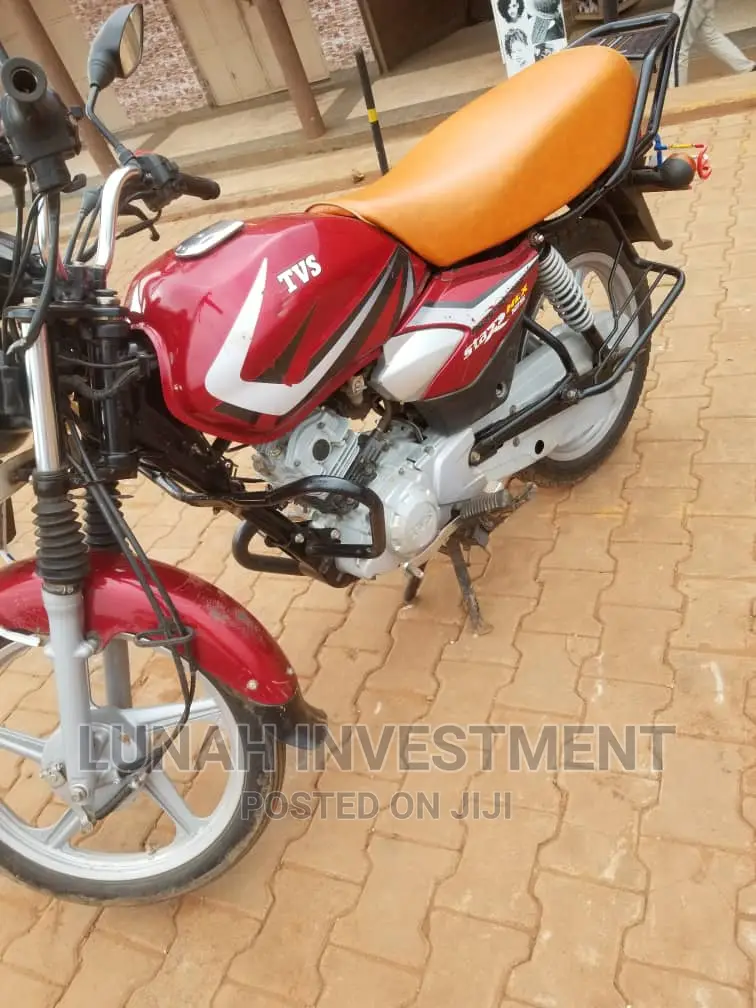 TVS HLX 125 2023 Red