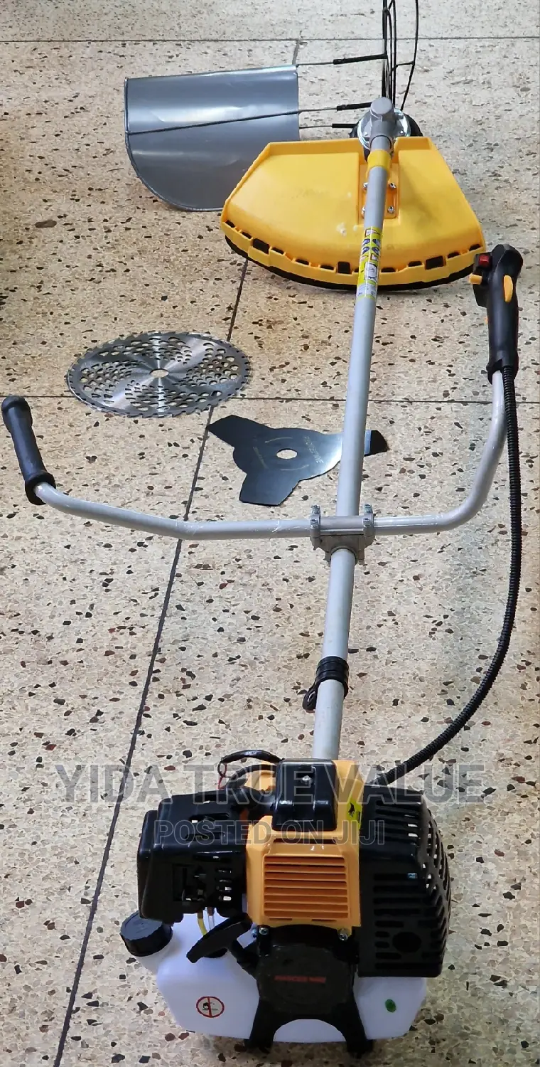 Brush Cutter/ Harvester/ Lawn Mover