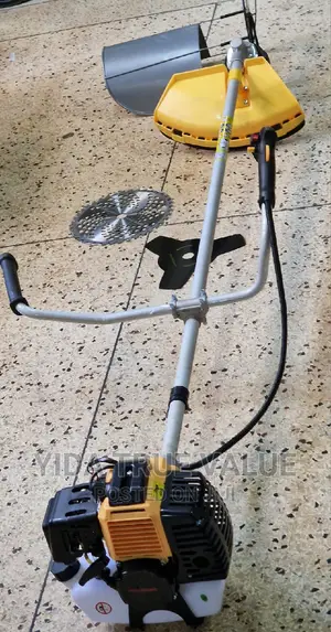 Brush Cutter/ Harvester/ Lawn Mover