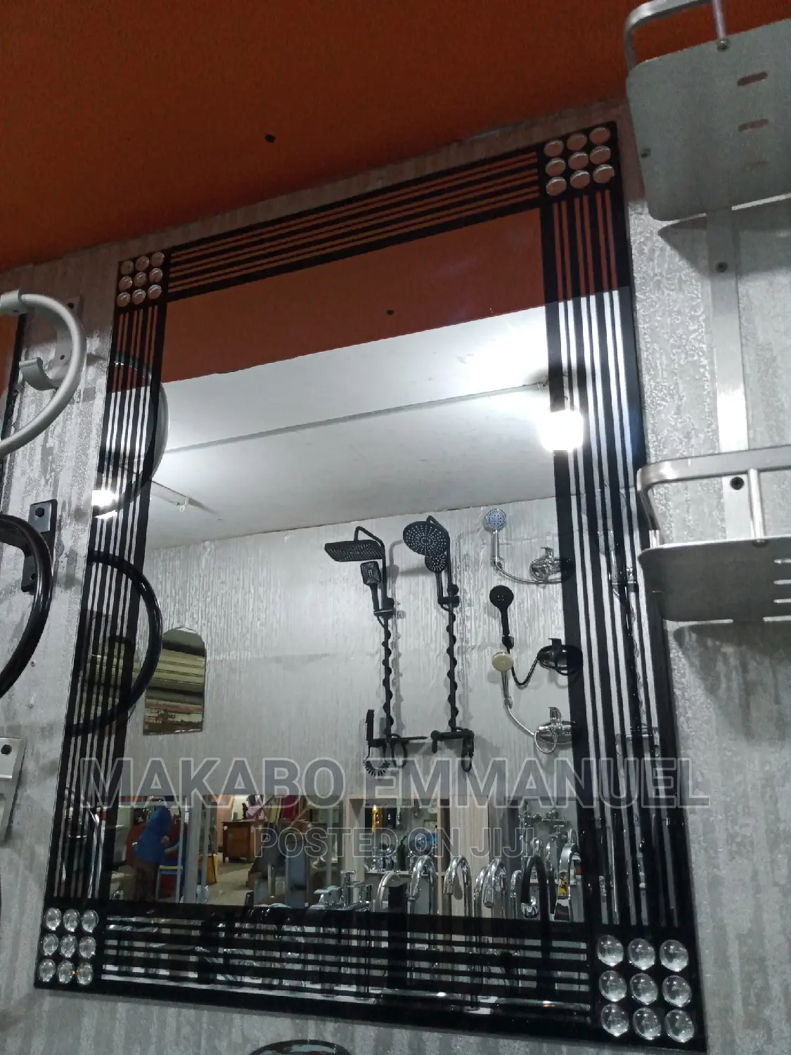 Black Designed Mirror