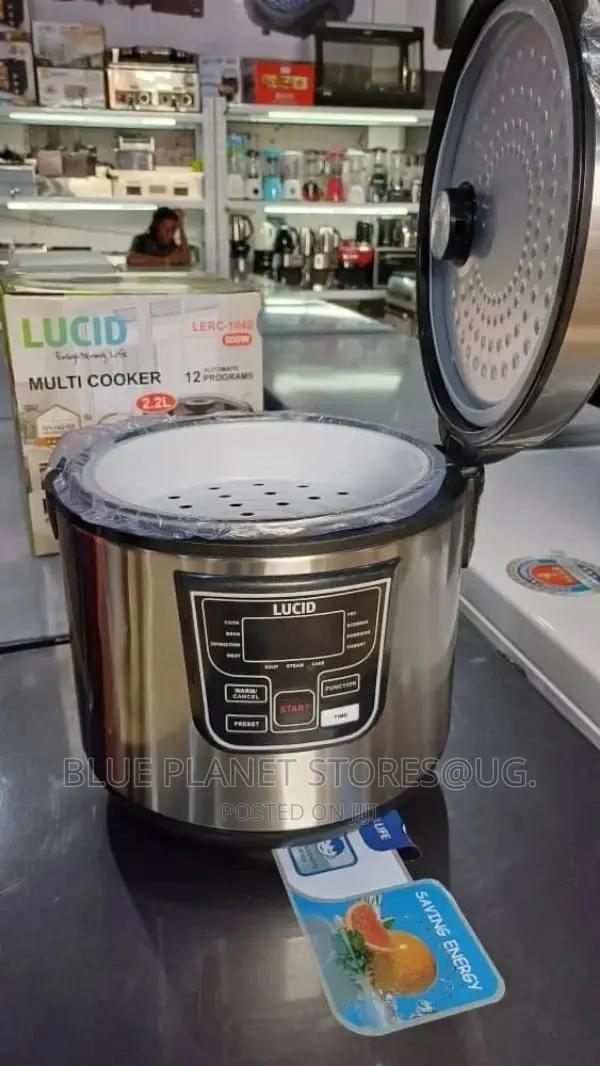 LUCID 2.2litres Automatic Rice Cookers \\ 900w \\ LERC-1942