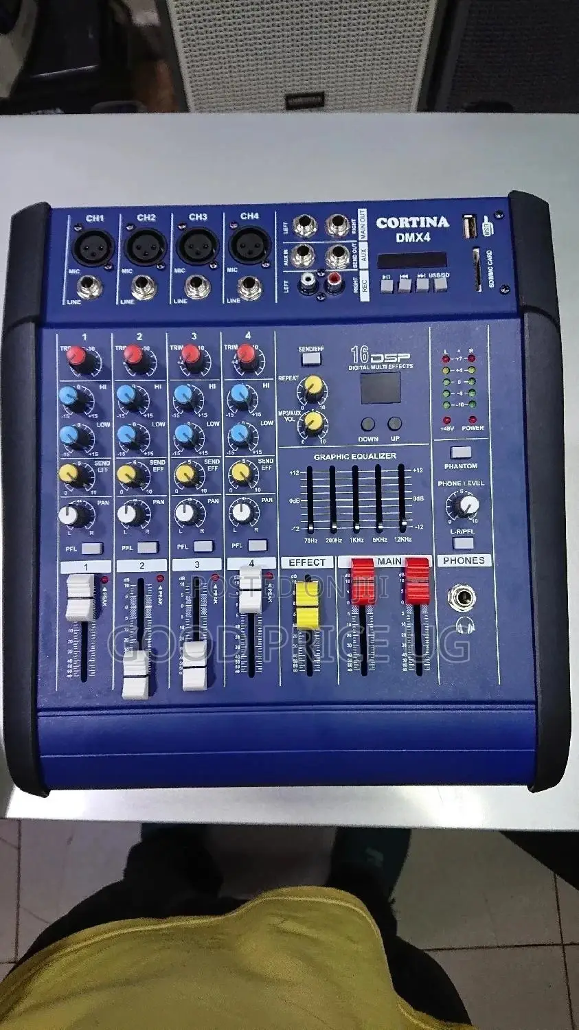 Cortina DMX 4 Channel Mixer.