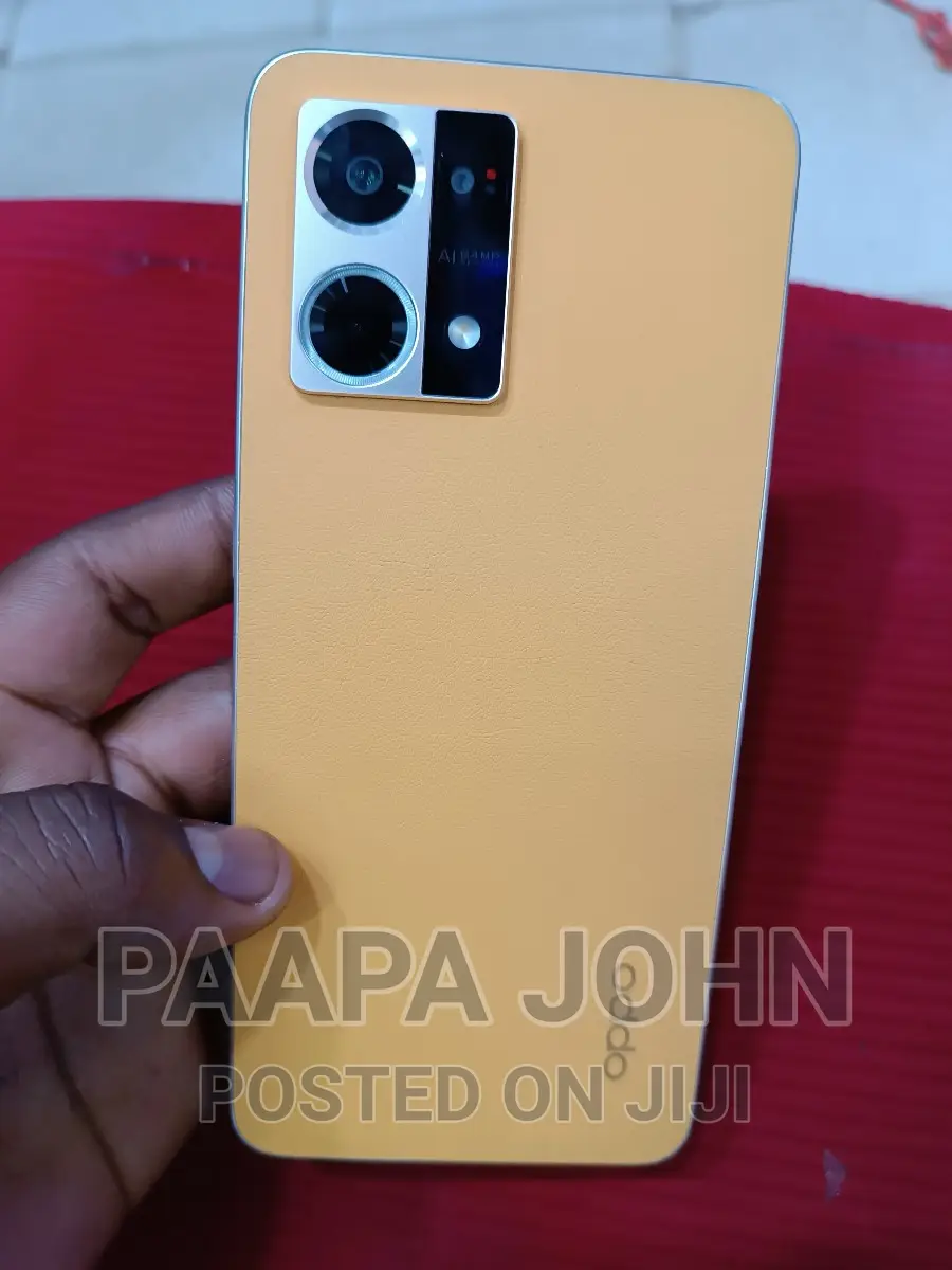 Oppo Reno7 256 GB Yellow