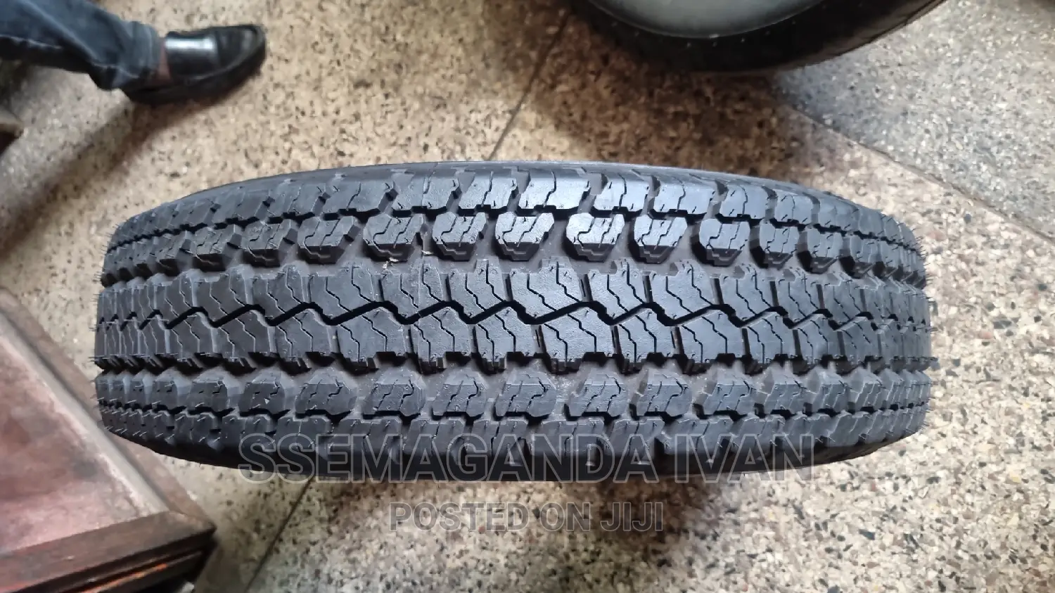 205r16 Goodyear