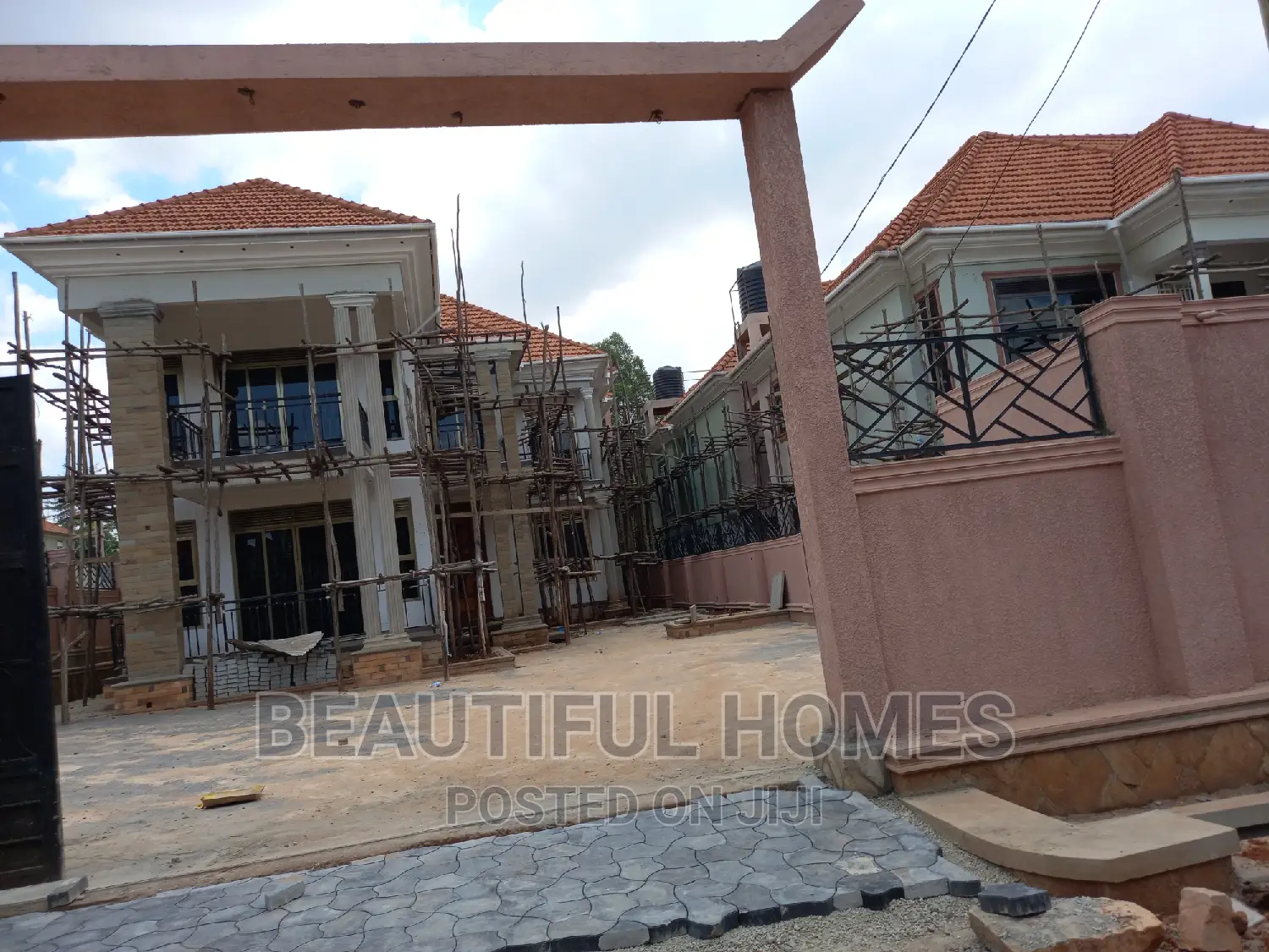 Furnished 6bdrm Duplex in Kyanja Gated Estate, Nakawa for sale