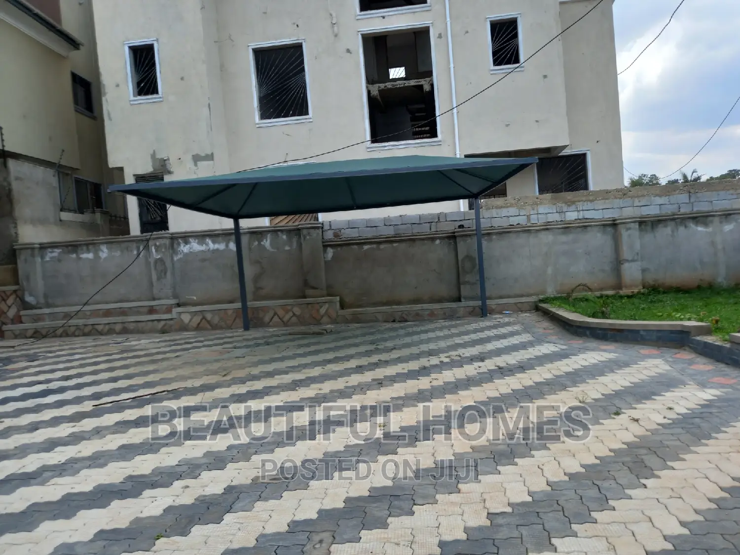 Furnished 5bdrm Mansion in Kyanja Posh, Nakawa for sale