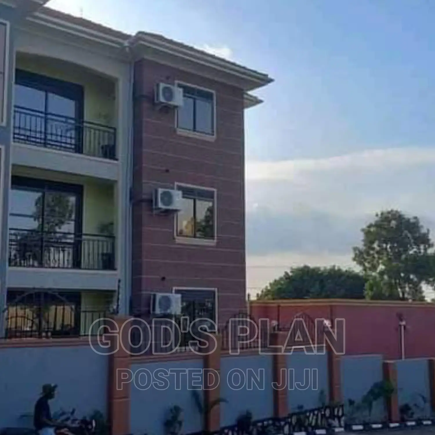 6bdrm Block of Flats in Najjera, Central Division for sale