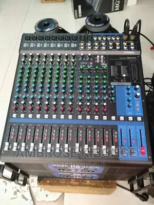 Yamaha MG16-XU Digital Effects 16channels USB Mixing Console