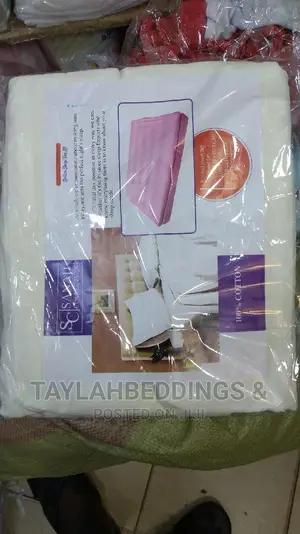 Plain Strip Hotel Collection Bedsheets