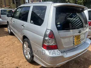 Subaru Forester 2005 Silver