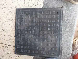 50×50 Avatar Heavy Duty FIBRE Manhole Covers Class B125