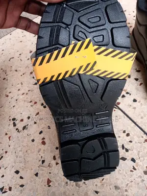 Safely Shoes 42 Size