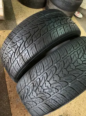 285/45r22 Used Good Condition for Land Cruiser