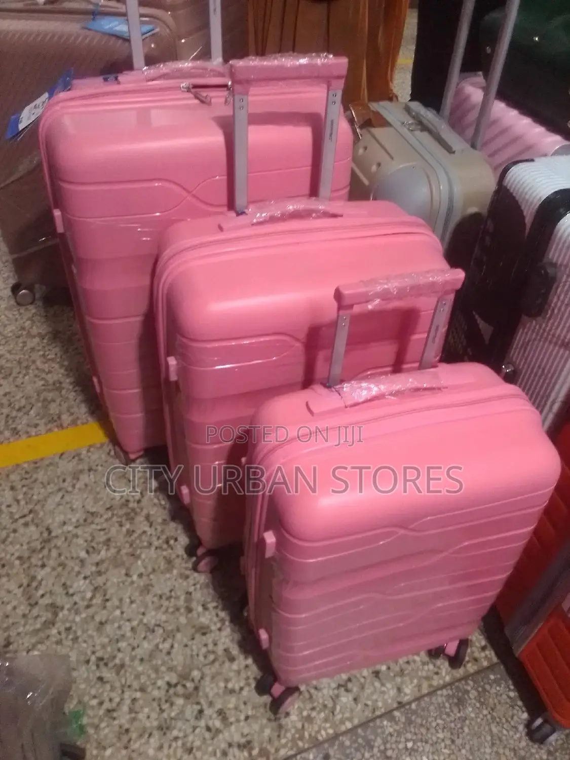 Good Partner Rubber Suitcase