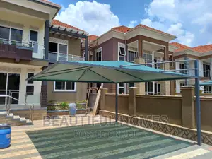 Furnished 6bdrm Duplex in Kyanja  Corporate, Nakawa for sale