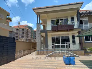 Furnished 6bdrm Duplex in Kyanja  Corporate, Nakawa for sale