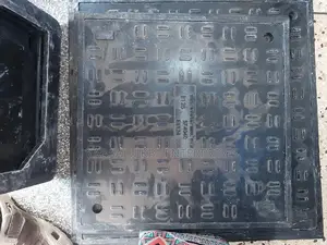 45×45 Avatar Heavy Duty FIBRE Manhole Covers