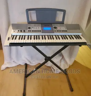 Yamaha PSR 413 Professional Keyboard 61 Keys