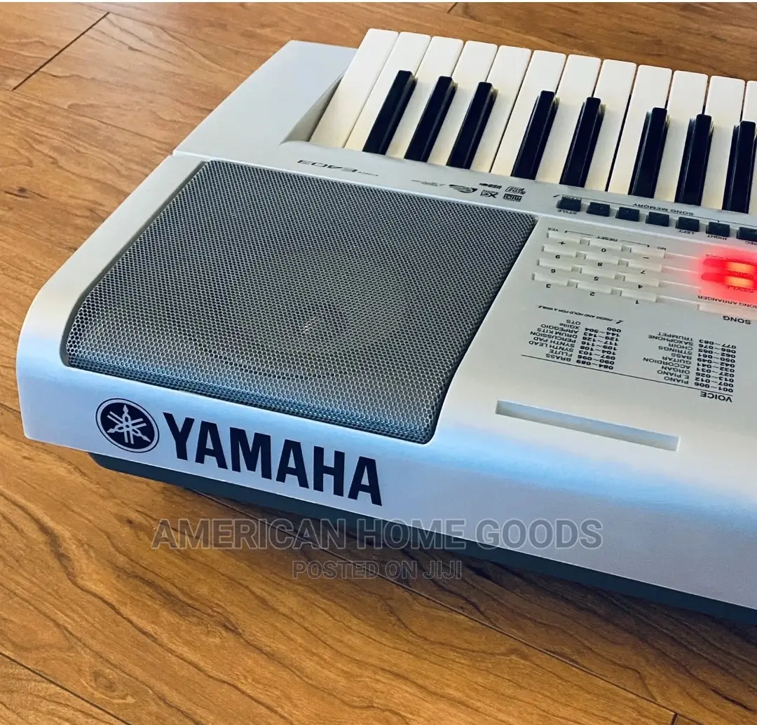 Yamaha PSR -E403 Keyboard 61 Keys With AC Adapter